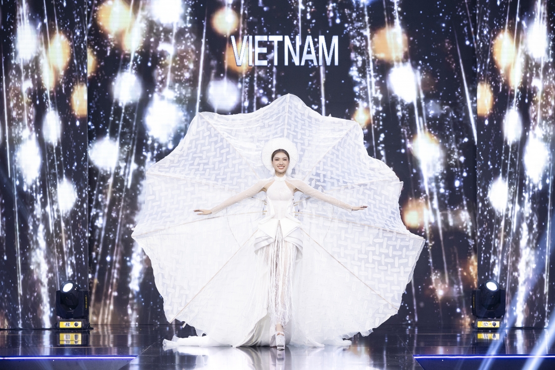 FPT Play phát sóng trực tiếp chung kết Miss Charm 2023
