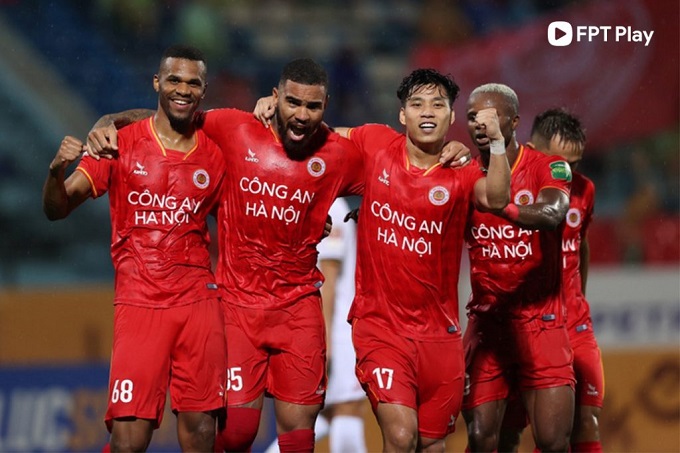 Ai đủ sức thách thức 3 đại diện thủ đô ở cuộc đua vô địch V.League 1?