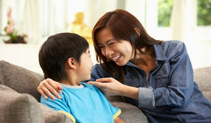 Giúp cha mẹ yêu con đúng cách với khóa học bổ ích trên FPT Play