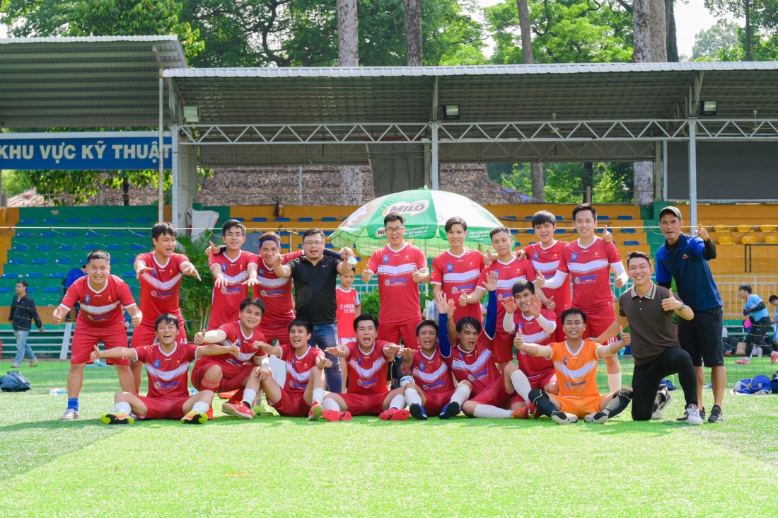 FPT Play đang dẫn đầu bảng D giải bóng đá Hội nhà báo TP.HCM
