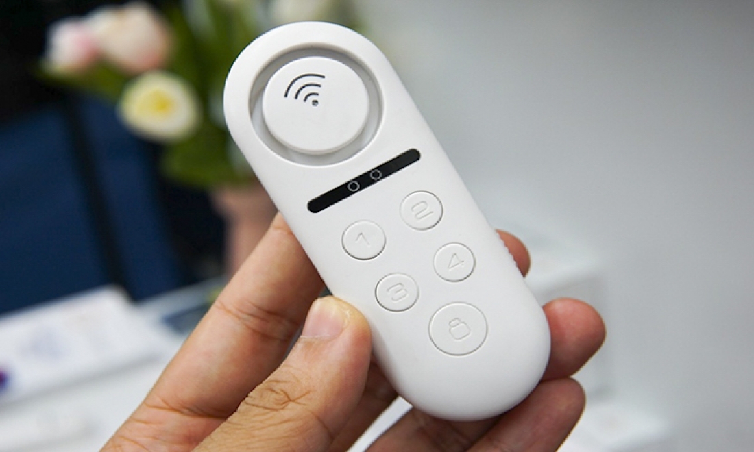 Thiết bị cảnh báo iHome giúp bố mẹ yên tâm để trẻ nhỏ chơi đùa
