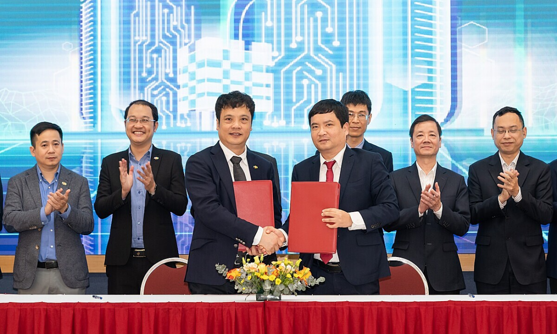 FPT hợp tác PTIT phát triển nguồn nhân lực chất lượng cao