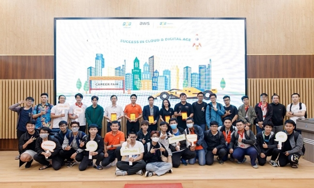 FPT Telecom International chia sẻ về vấn đề tuyển dụng với sinh viên