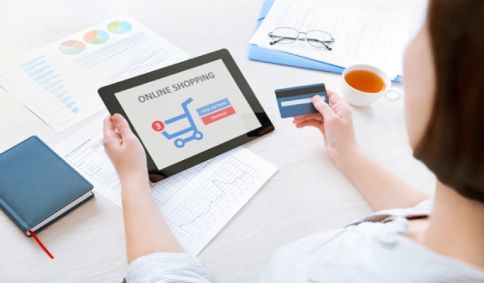 Những mẹo nhỏ giúp chị em mua sắm online tiết kiệm và an toàn mùa dịch