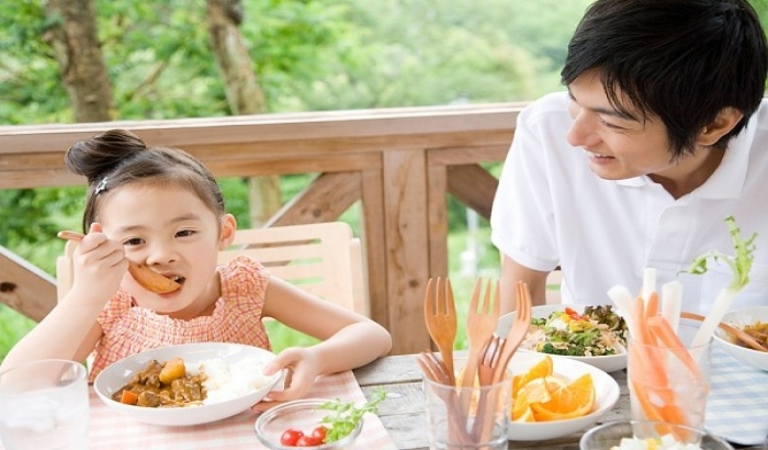 Những lưu ý giúp trẻ tăng sức đề kháng, phòng chống dịch bệnh trong thời tiết mùa hè