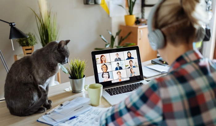 Trước nguy cơ giãn cách xã hội, Work From Home thế nào để đảm bảo năng suất và chất lượng công việc?