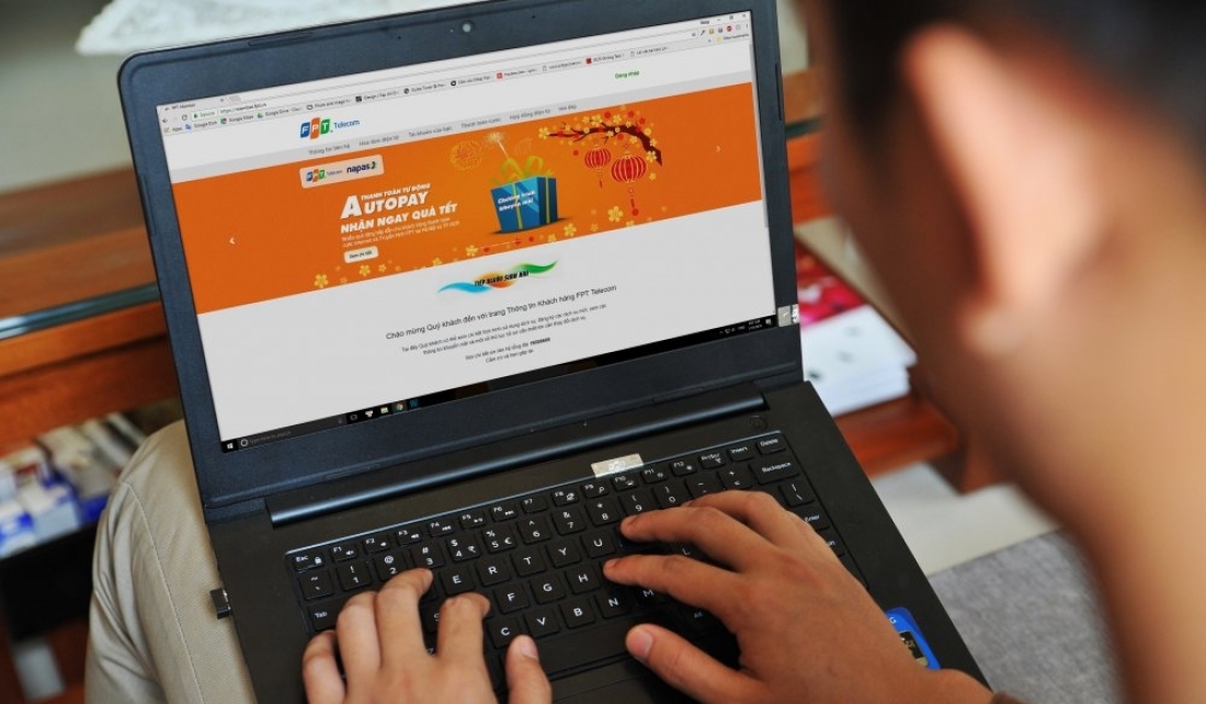 FPT Telecom áp dụng phí thu cước tại nhà đối với 14 tỉnh, thành phố