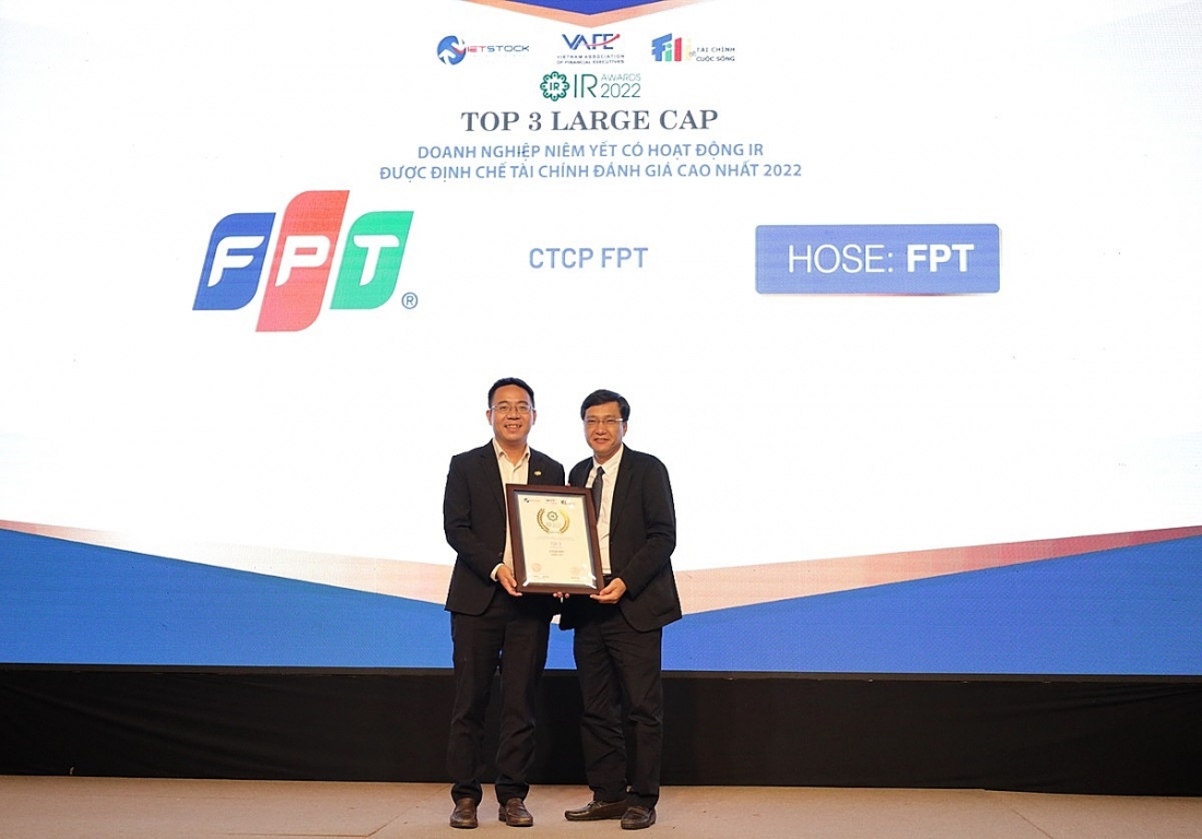 FPT giành 'cú đúp' giải thưởng IR Awards 2022