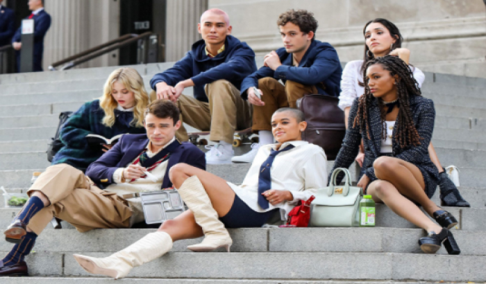 Gossip Girl 2021: Series huyền thoại về giới siêu giàu nước Mỹ chính thức lên màn ảnh