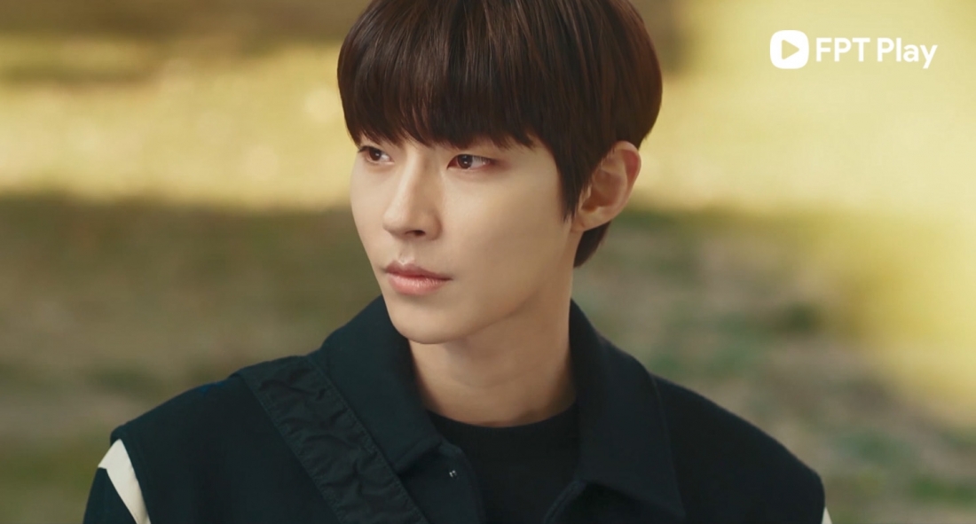 Hwang In Yeop hóa soái ca trong ‘Why Her?’ trên FPT Play