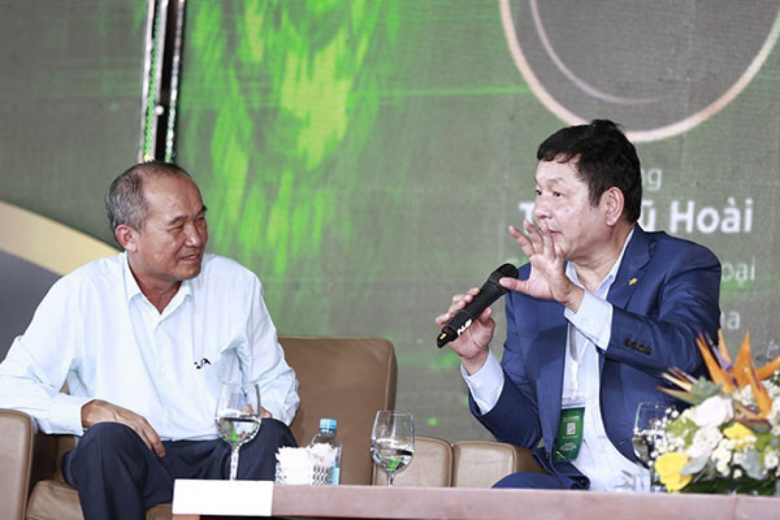 Chủ tịch FPT: “Mọi doanh nghiệp đều có thể bước lên con thuyền chuyển đổi số”