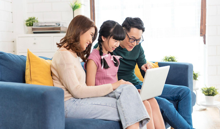 Giải pháp giúp bố mẹ giám sát trẻ online an toàn mà vẫn nhàn tênh