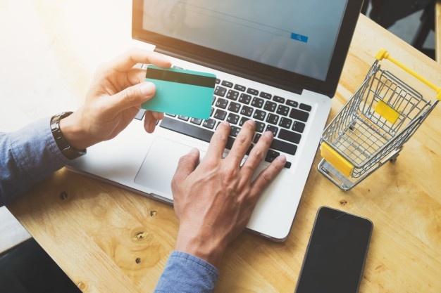 Top 4 lý do khiến cánh mày râu nên chuyển sang mua sắm online ngay và luôn
