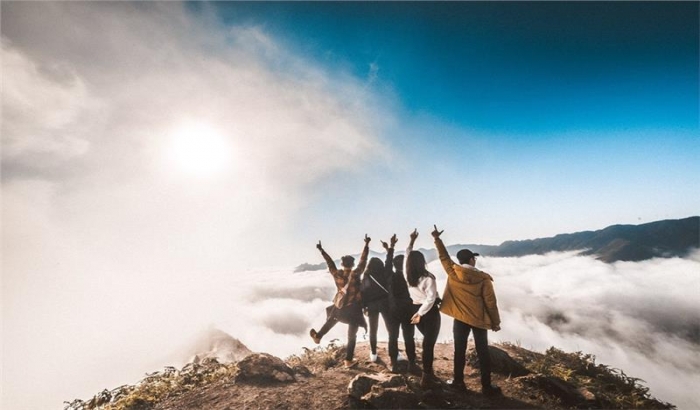 Bỏ túi những vật dụng cần thiết cho chuyến du lịch bụi cùng bạn bè