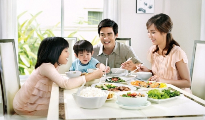Chẳng cần tốn công tốn sức, phụ nữ thời nay vẫn có thể bảo vệ gia đình bằng nhiều cách khác nhau