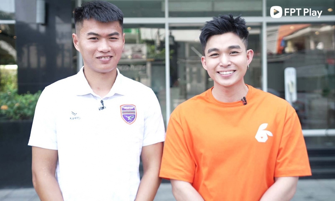 Sợ tăng cân, hậu vệ Trương Dũ Đạt vẫn nhận lời mời trà sữa từ Jun Phạm