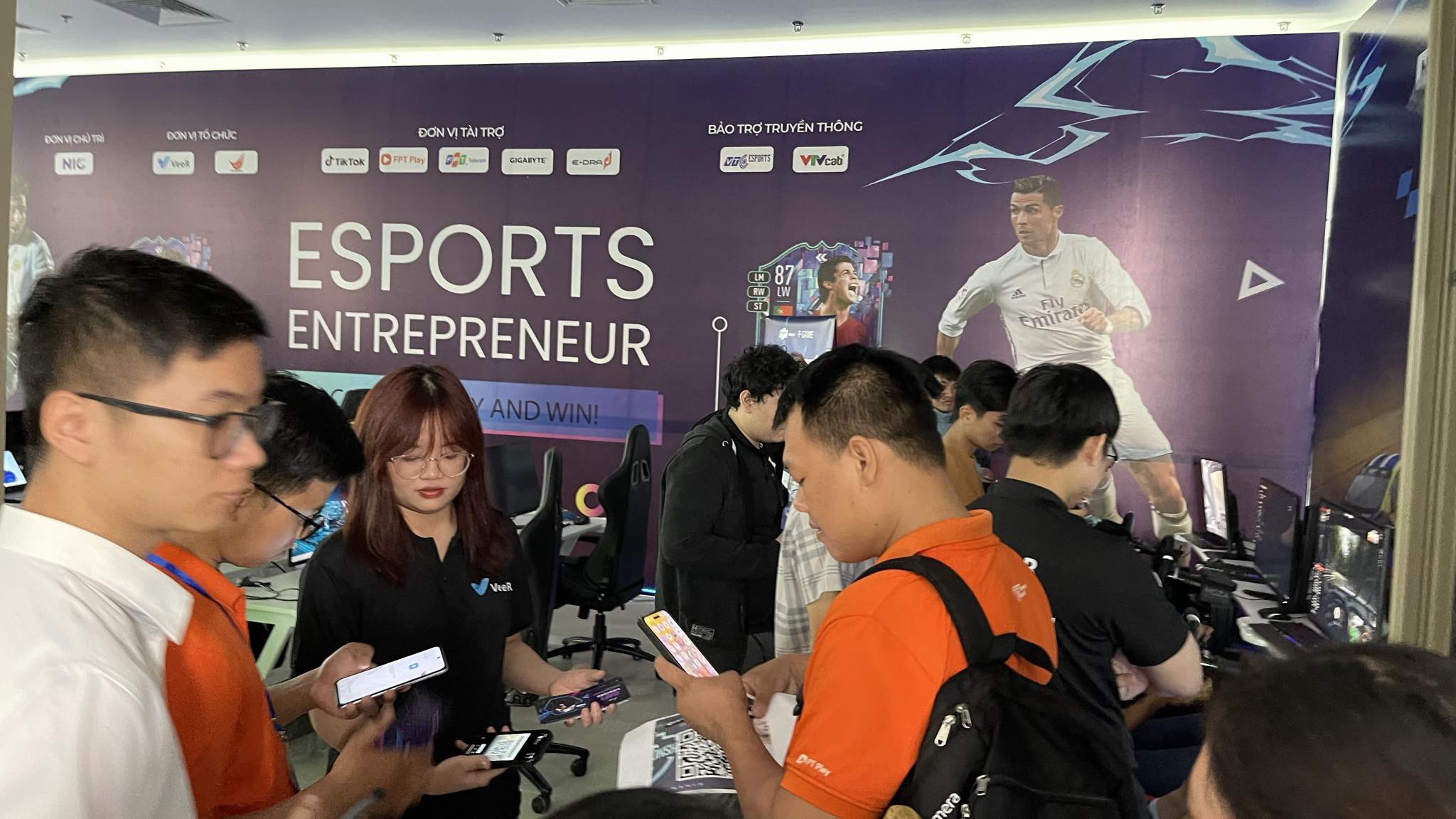 FPT Telecom đồng hành và tài trợ hạ tầng mạng sự kiện Triển lãm quốc tế Đổi mới sáng tạo 2023