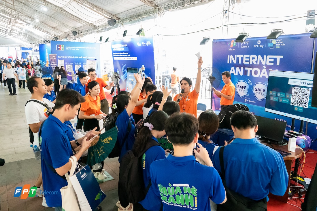 Ngày không tiền mặt 2024: FPT Telecom gây ấn tượng với giải pháp Internet an toàn, bảo vệ người dùng thanh toán online