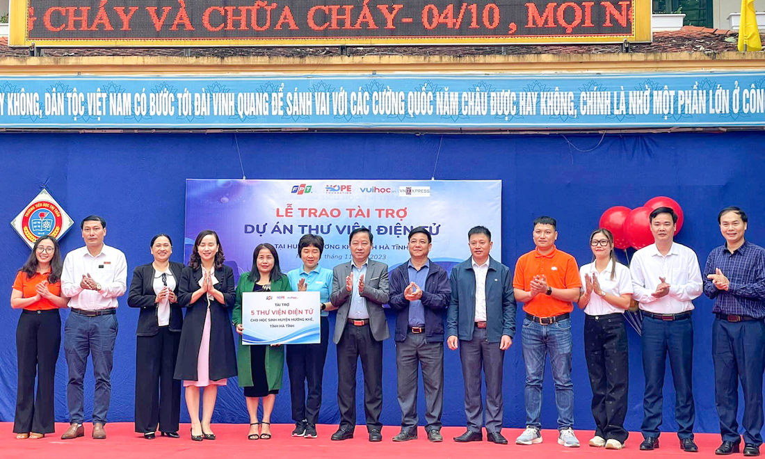 FPT nâng cánh ước mơ cho các em học sinh vùng khó Hà Tĩnh