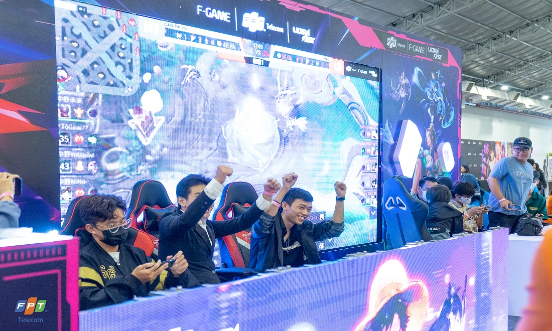 FPT Telecom thu hút hàng ngàn lượt khách trải nghiệm và 500 game thủ mobile tại Hobby Horizon 2023